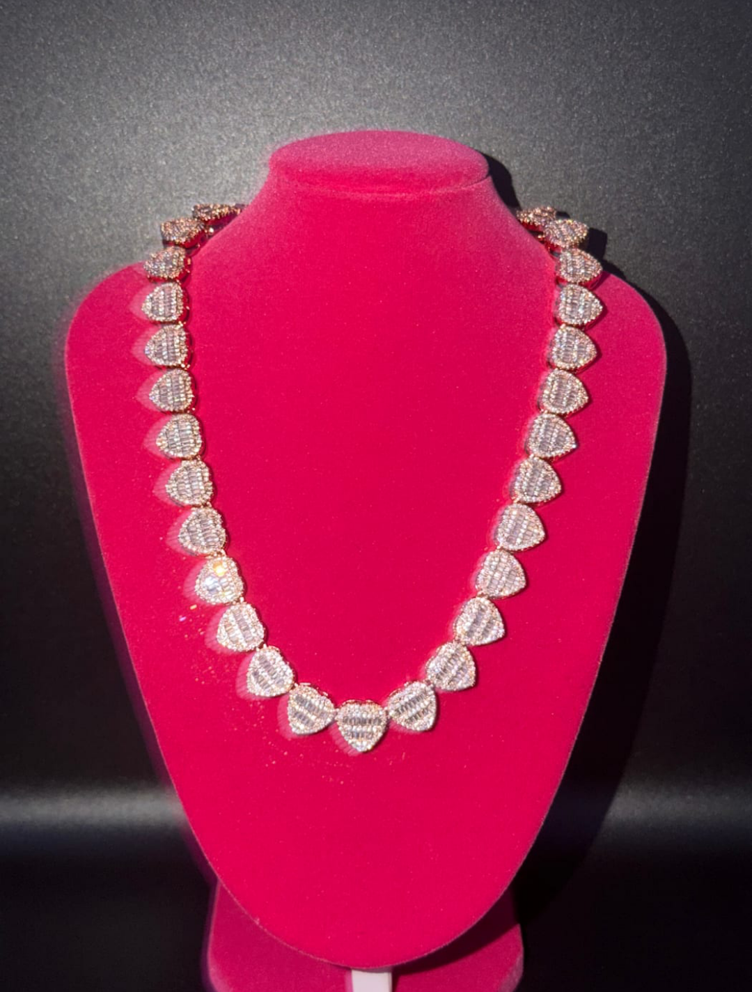 Amor Necklace