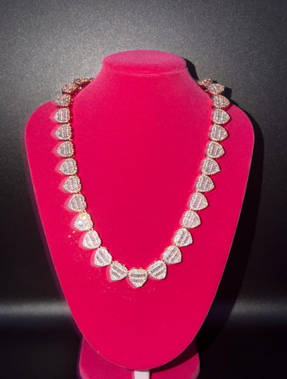 Amor Necklace